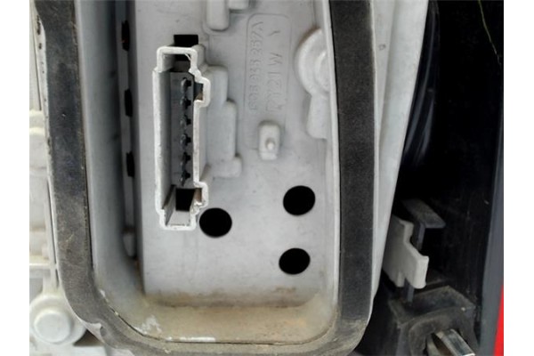 Recambio de piloto trasero izquierdo para volkswagen polo iv (9n1) referencia OEM IAM   