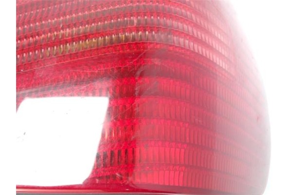 Recambio de piloto trasero izquierdo para volkswagen polo iii berlina (6n2) referencia OEM IAM 6N0945095H  6N0945096H , AUDI