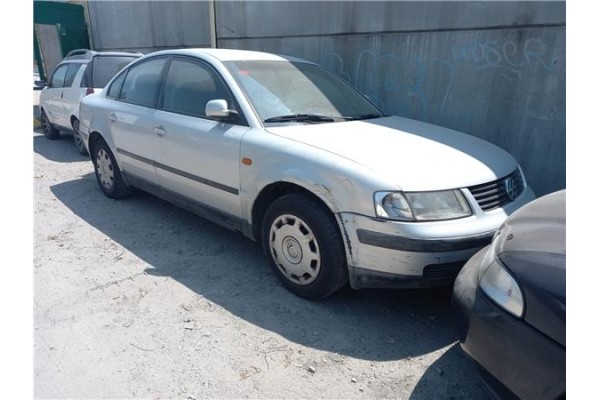 volkswagen passat berlina (3b2) del año 2000