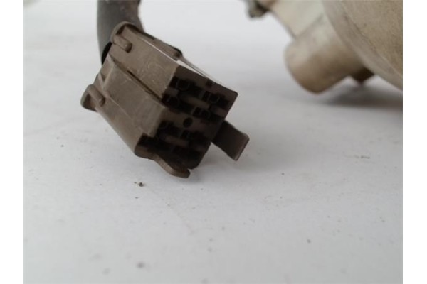 Recambio de piloto trasero derecho para peugeot 504 1.9 pick-up diesel referencia OEM IAM   