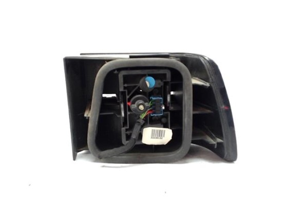 Recambio de piloto trasero izquierdo para citroen xantia berlina referencia OEM IAM   