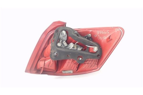 Recambio de piloto trasero izquierdo para toyota auris (e15) 2.0 d-4d referencia OEM IAM 8156102380 815600238000 