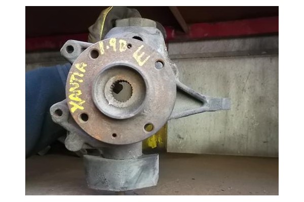 Recambio de mangueta delantero izquierda para citroen xantia berlina (1993) 1.9 d referencia OEM IAM   