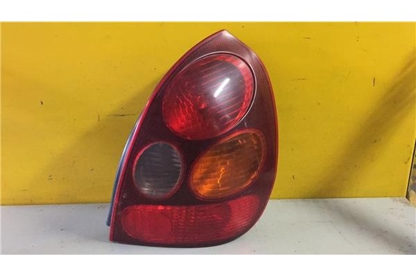 Recambio de piloto trasero derecho para toyota corolla (e11)(2000) 1.4 linea terra (5-ptas.) [1,4 ltr. - 71 kw 16v cat] referenc