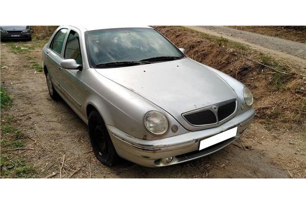 lancia lybra berlina (1999) del año 