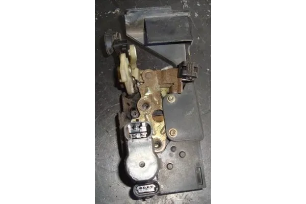 Recambio de cierre electromagnetico trasero derecho para alfa romeo 156 (116) 2.0 t.spark distinctive selespeed referencia OEM I