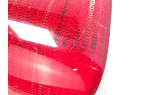 Recambio de piloto trasero izquierdo para volkswagen polo iii berlina (6n2) referencia OEM IAM 9N0945095H  