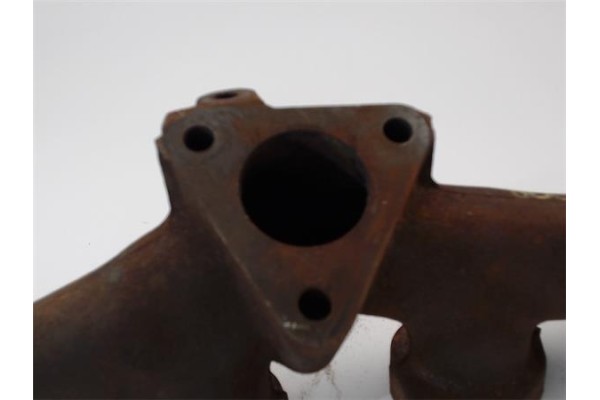 Recambio de colector escape para opel vectra b berlina 2.0 dti 16v referencia OEM IAM 90500926  