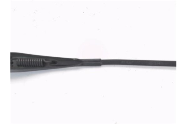 Recambio de brazo limpiaparabrisas delantero izquierdo para bmw serie 1 berlina (e81/e87) 2.0 118d referencia OEM IAM 6161945000