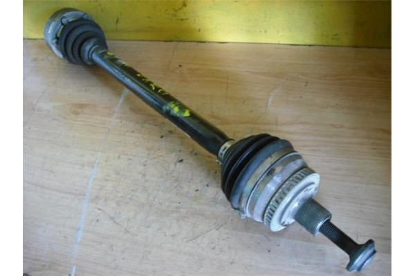 Recambio de palier delantero izquierdo para seat exeo berlina (3r2) 1.6 referencia OEM IAM 8E0407271BS  