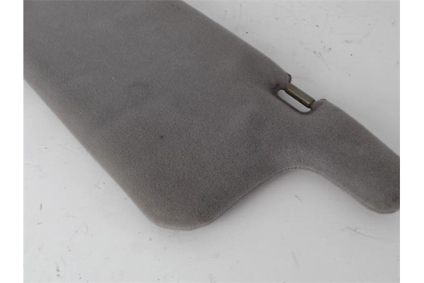 Recambio de parasol derecho para mitsubishi pajero 2.8 td referencia OEM IAM MR776306  