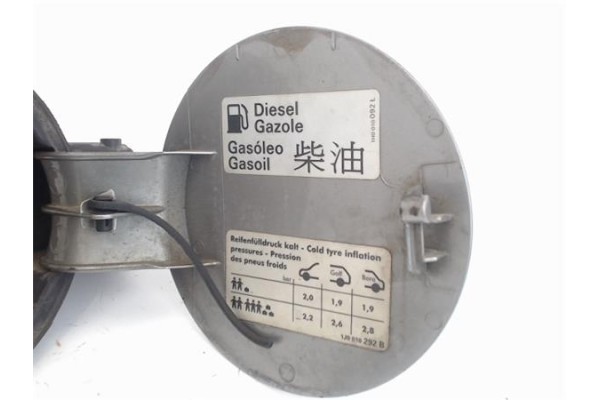 Recambio de tapa exterior combustible para volkswagen golf iv berlina (1j1) 1.9 tdi referencia OEM IAM 1J0419091AEE74  