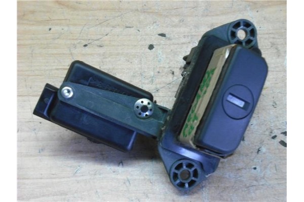 Recambio de maneta exterior porton para renault megane i (ba0/1_) 1.9 dti (ba08, ba0n) referencia OEM IAM   