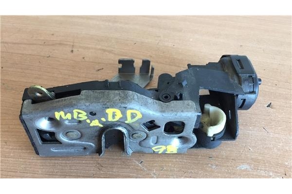 Recambio de cierre electromagnetico delantero derecho para mercedes-benz clase a (bm 168) 1.4 140 (168.031) referencia OEM IAM  