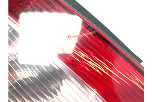 Recambio de piloto trasero izquierdo para renault megane ii berlina 3p referencia OEM IAM 8200073236 89398082 7700428054 , RENAU