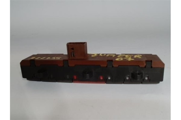 Recambio de interruptor luces emergencia para citroen jumper furgón 2.2 30 l1h1 hdi 100 referencia OEM IAM B569  