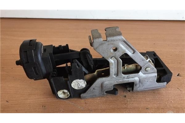 Recambio de cierre electromagnetico delantero derecho para mercedes-benz clase a (bm 168) 1.4 140 (168.031) referencia OEM IAM  