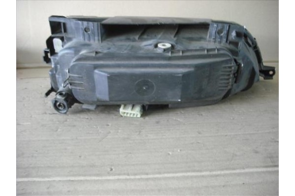 Recambio de faro delantero izquierdo para citroen xantia berlina 1.8 i referencia OEM IAM 6204R9  