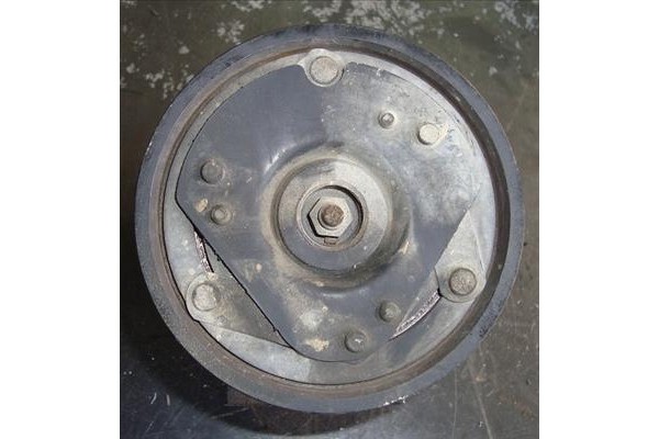 Recambio de compresor aire acond. para renault megane i (ba0/1_) 1.4 16v (ba0d, ba1h, ba0w, ba10) referencia OEM IAM 7700103536 