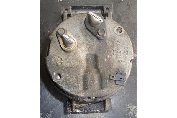 Recambio de compresor aire acond. para renault megane i (ba0/1_) 1.4 16v (ba0d, ba1h, ba0w, ba10) referencia OEM IAM 7700103536 