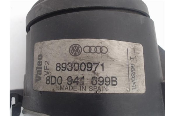 Recambio de faro antiniebla izquierdo para audi a4 avant (b5) referencia OEM IAM 8D0941699B 89300971 51786652 , AUDI | 8D0941700