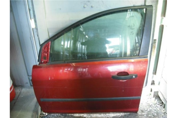 Recambio de puerta delantero izquierda para ford focus berlina (cap)(2004) 1.8 ghia [1,8 ltr. - 85 kw tdci turbodiesel cat] refe