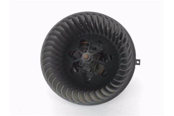 Recambio de motor calefaccion para bmw serie 1 berlina (e81/e87) 2.0 118d referencia OEM IAM 64119227670 641169336632 
