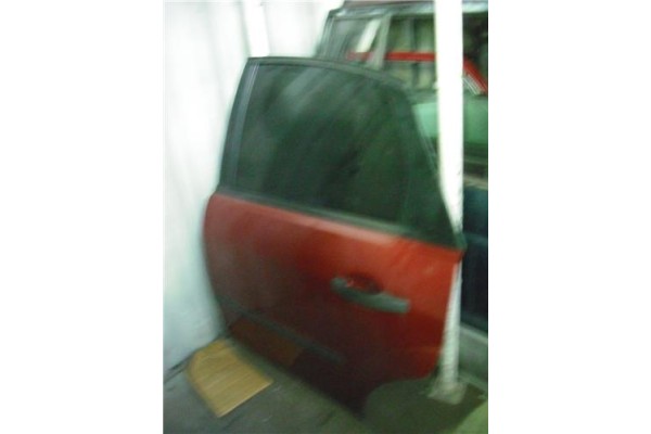Recambio de puerta trasero izquierda para ford focus berlina (cap)(2004) 1.8 ghia [1,8 ltr. - 85 kw tdci turbodiesel cat] refere