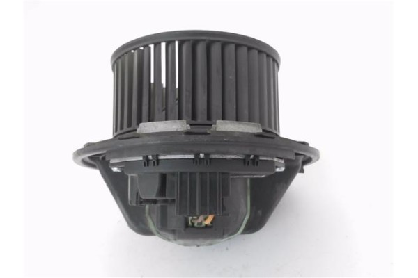 Recambio de motor calefaccion para bmw serie 1 berlina (e81/e87) 2.0 118d referencia OEM IAM 64119227670 641169336632 