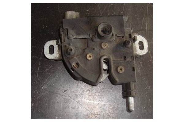 Recambio de cerradura capo para ford focus (daw, dbw) 1.8 tdci referencia OEM IAM 4555048  