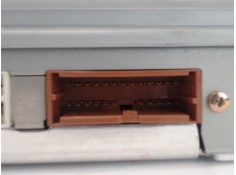 Recambio de pantalla navegador para nissan primera berlina (p12) referencia OEM IAM 28090 AV616  