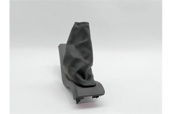Recambio de guardapolvo palanca cambio para ford focus berlina (cap) referencia OEM IAM   438 , FIAT | 456 , FIAT | 36 , FORD | 