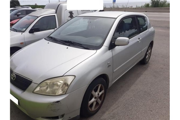 toyota corolla (e12)(2002) del año 