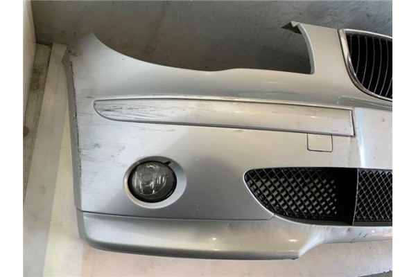 Recambio de paragolpes delantero para bmw serie 1 berlina (e81/e87) 2.0 118d referencia OEM IAM 51110432374  