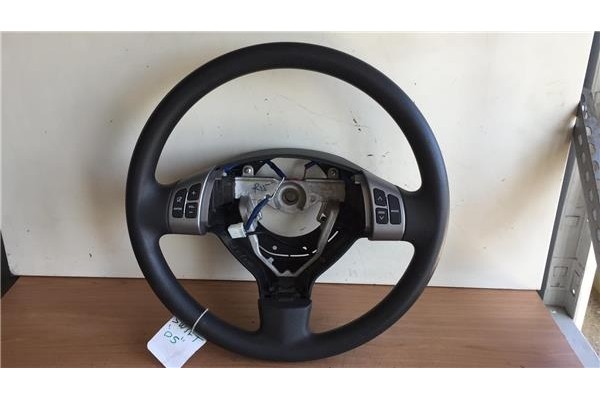 Recambio de volante para suzuki swift iii (sg) 1.3 referencia OEM IAM GS13105610 GS12001880 