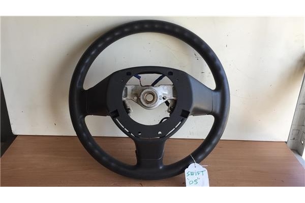 Recambio de volante para suzuki swift iii (sg) 1.3 referencia OEM IAM GS13105610 GS12001880 