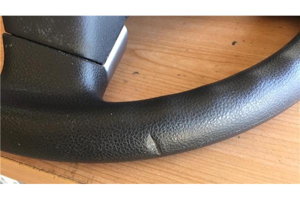 Recambio de volante para suzuki swift iii (sg) 1.3 referencia OEM IAM GS13105610 GS12001880 