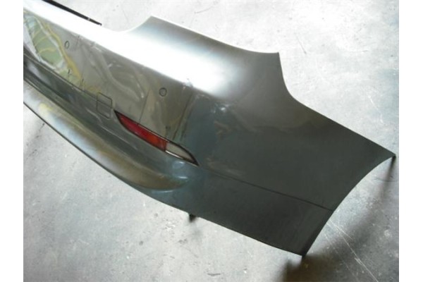 Recambio de paragolpes trasero para bmw serie 5 berlina (e60) 3.0 530d referencia OEM IAM 51110394705  