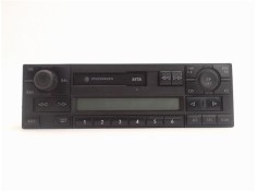 Recambio de radio / cd para volkswagen golf iv berlina (1j1) referencia OEM IAM 014VWZ1ZA8681080A  