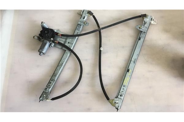 Recambio de elevalunas electrico delantero derecho para citroen xsara picasso (1999) 1.8 16v referencia OEM IAM  0130821900 