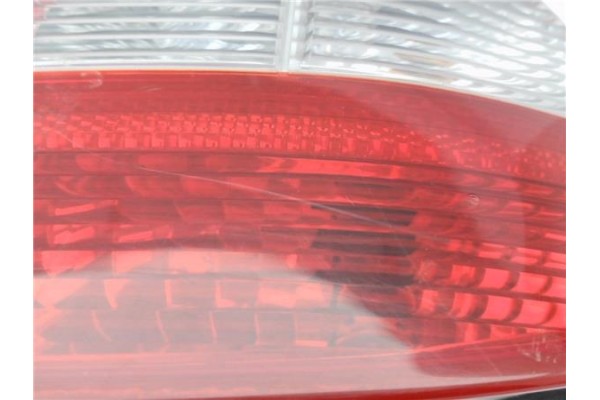 Recambio de piloto trasero derecho para bmw serie 1 berlina (e81/e87) 2.0 118d referencia OEM IAM 63217164956 13405110 