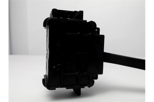 Recambio de mando limpiaparabrisas para nissan pickup (d22) 2.5 d referencia OEM IAM 252600W011  