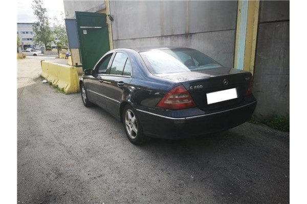 mercedes-benz clase c (bm 203) berlina del año 2003