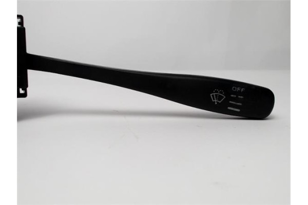 Recambio de mando limpiaparabrisas para nissan pickup (d22) 2.5 d referencia OEM IAM 252600W011  