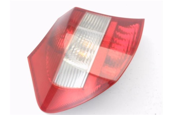 Recambio de piloto trasero izquierdo para bmw serie 1 berlina (e81/e87) 2.0 118d referencia OEM IAM 63217164955 13405110 