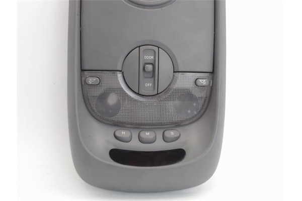 Recambio de luz delantero central techo para kia carnival 2.9 td referencia OEM IAM k53e51410  