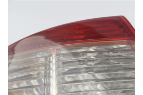 Recambio de piloto trasero izquierdo para bmw serie 1 berlina (e81/e87) 2.0 118d referencia OEM IAM 63217164955 13405110 