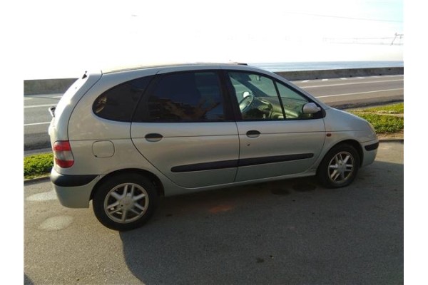 renault scenic i (ja...) del año 2001
