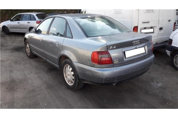 audi a4 berlina (b5)(1994) del año 