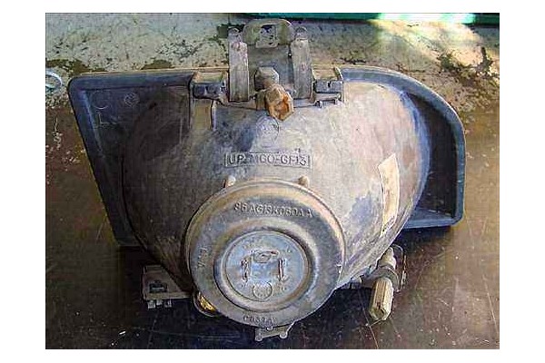 Recambio de faro delantero izquierdo para ford fiesta iii (gfj) 1.3 cat referencia OEM IAM 1062430  